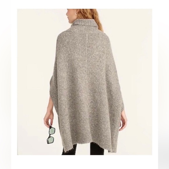 J.Crew Relaxed Turtleneck Poncho BA411 sz M/L - Picture 3 of 9